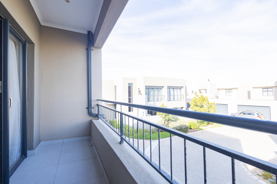 3 Bedroom Property for Sale in Parklands North Western Cape